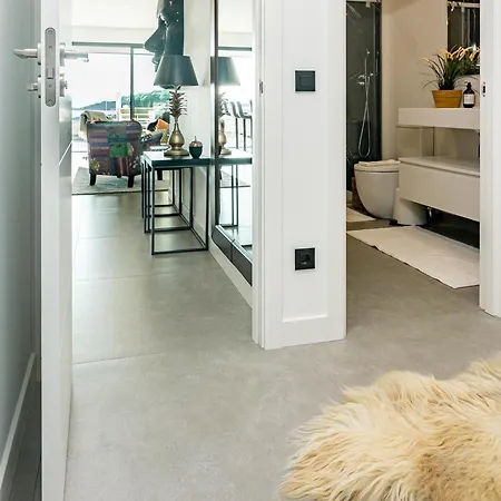 Lae131d- Apotel Hills By Roomservices