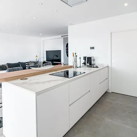 Lae131d- Apotel Hills By Roomservices